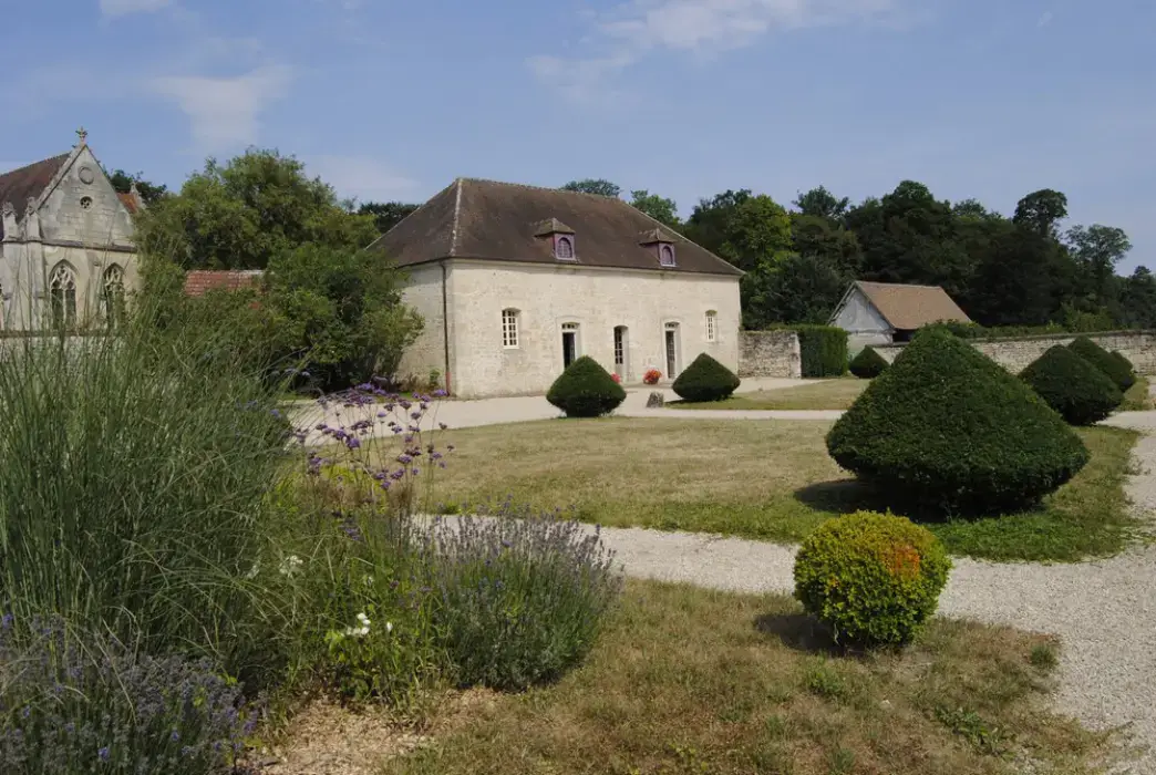 Château de Guiry 6