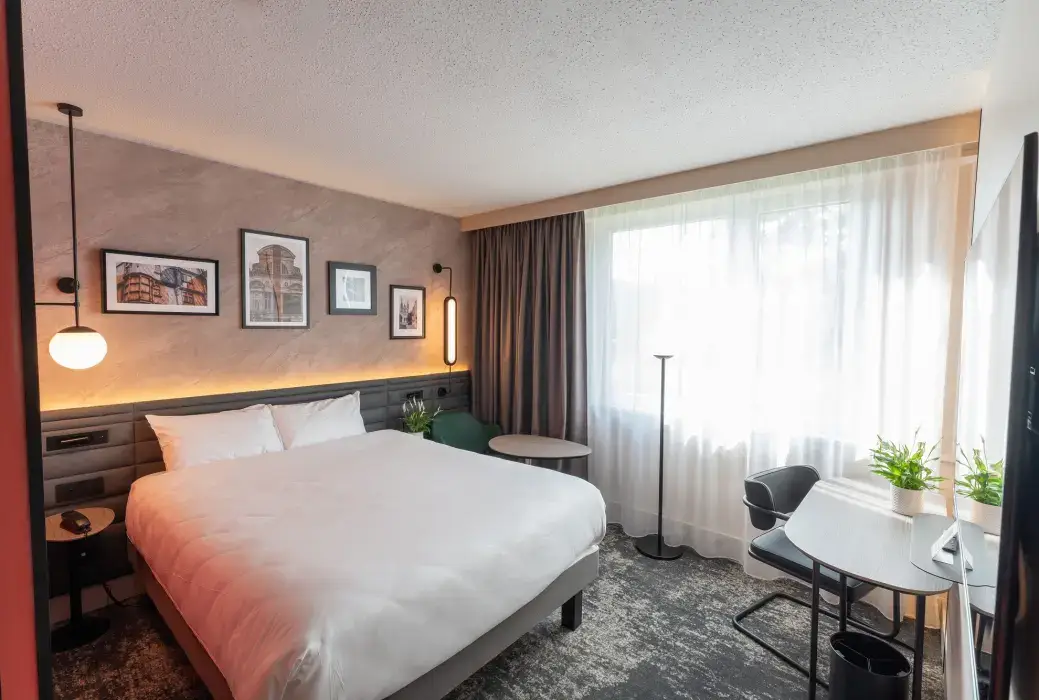 Novotel Angers Lac de Maine 3