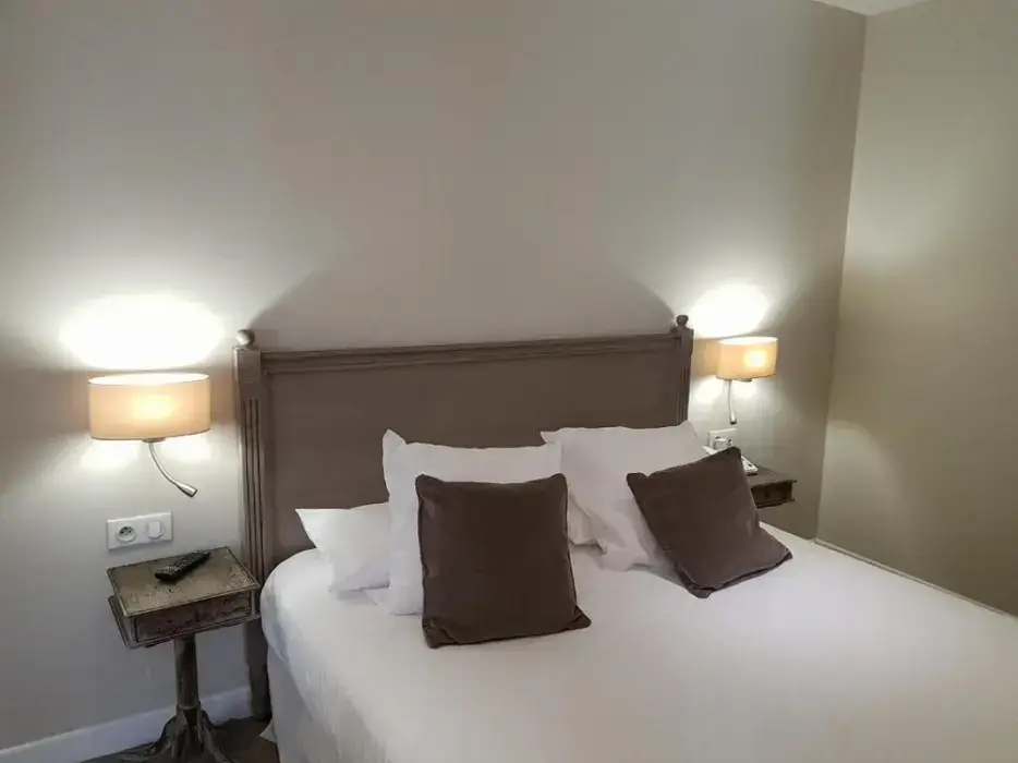 Hôtel au Bon Coin 4