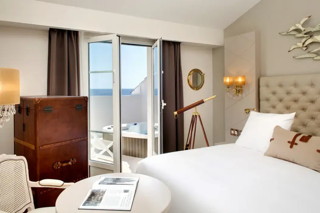 Grand Hôtel des Sablettes, Curio Collection by Hilton 21