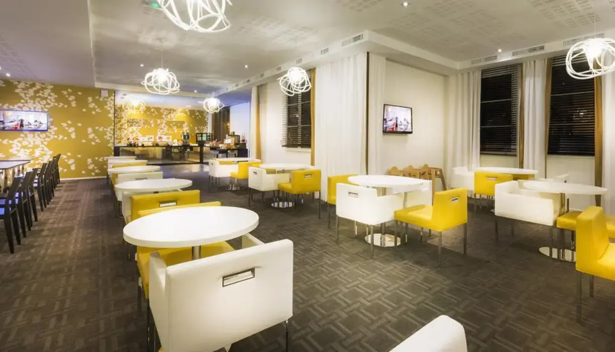 Aparthotel Adagio Serris Val d'Europe 10