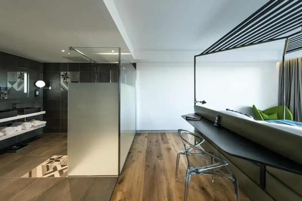 Hotel Version Maquis Citadelle 3