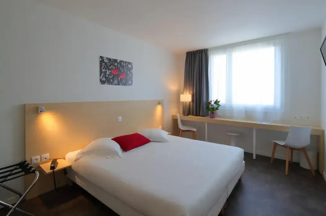 Hôtel Paris Saint-Ouen 3