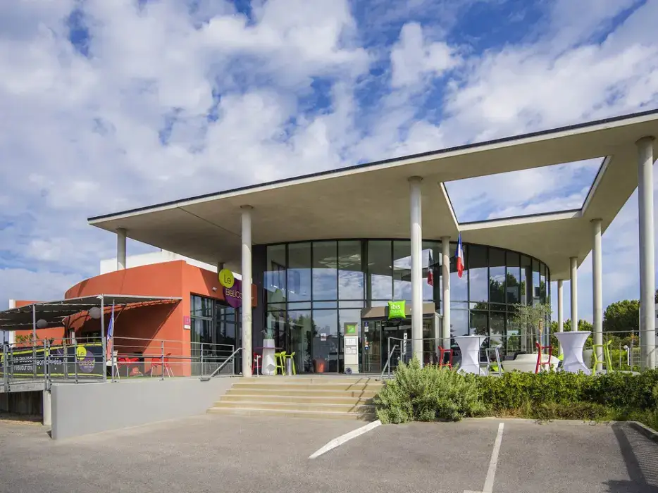 Ibis Styles Pertuis 10