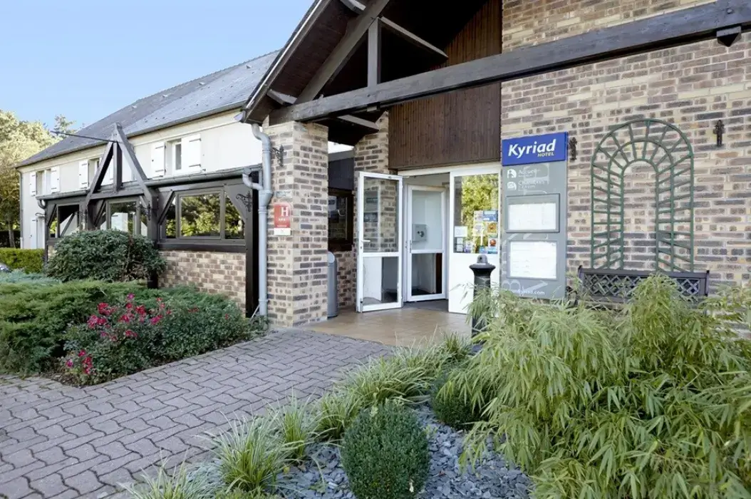 Kyriad Laval 6