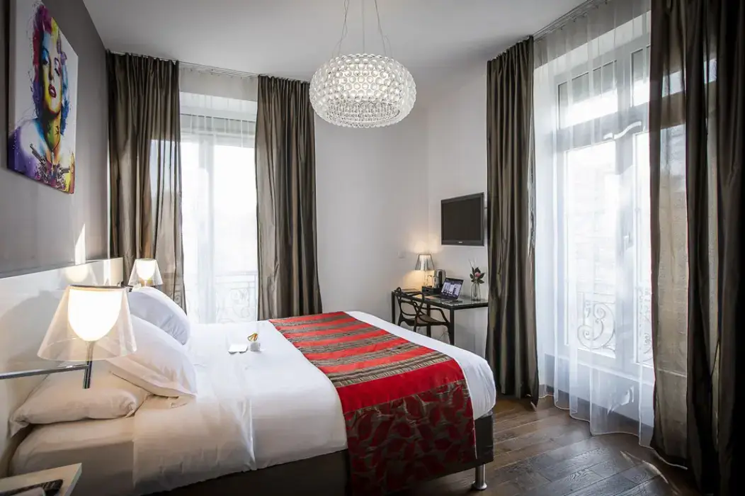 Le Manoir Hôtel 2