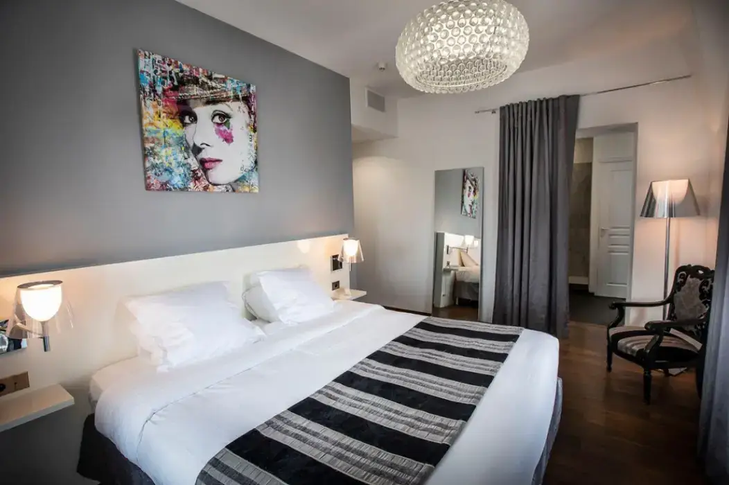 Le Manoir Hôtel 7