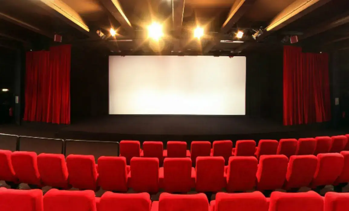 Palais des Festivals et des Congrès Cannes 11