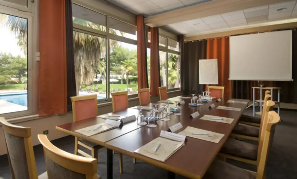 Promotel 10