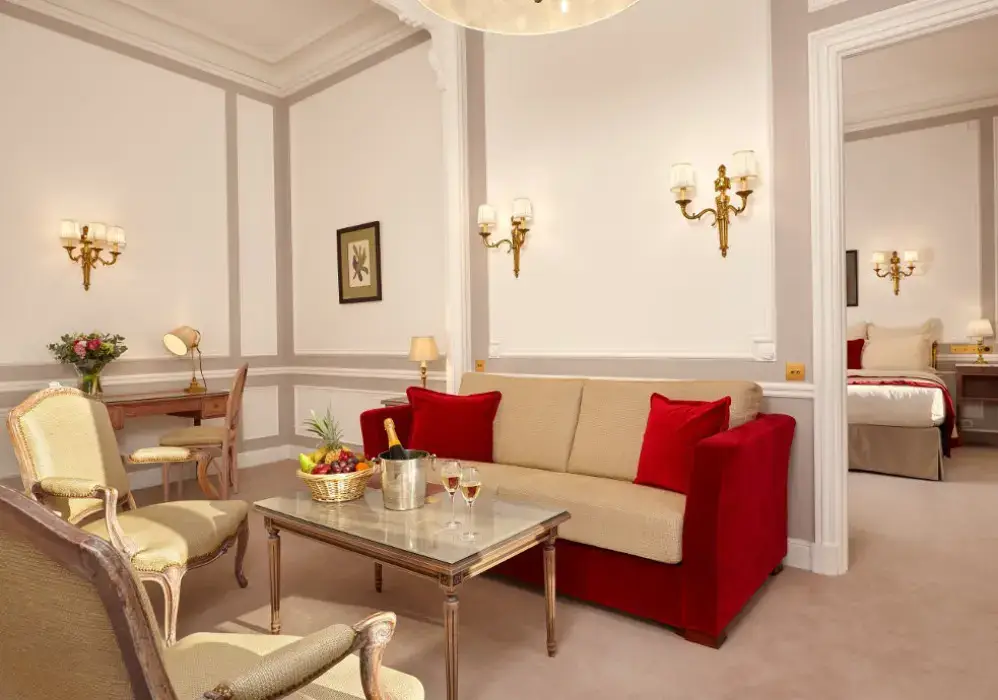 Hotel Regina Louvre 5