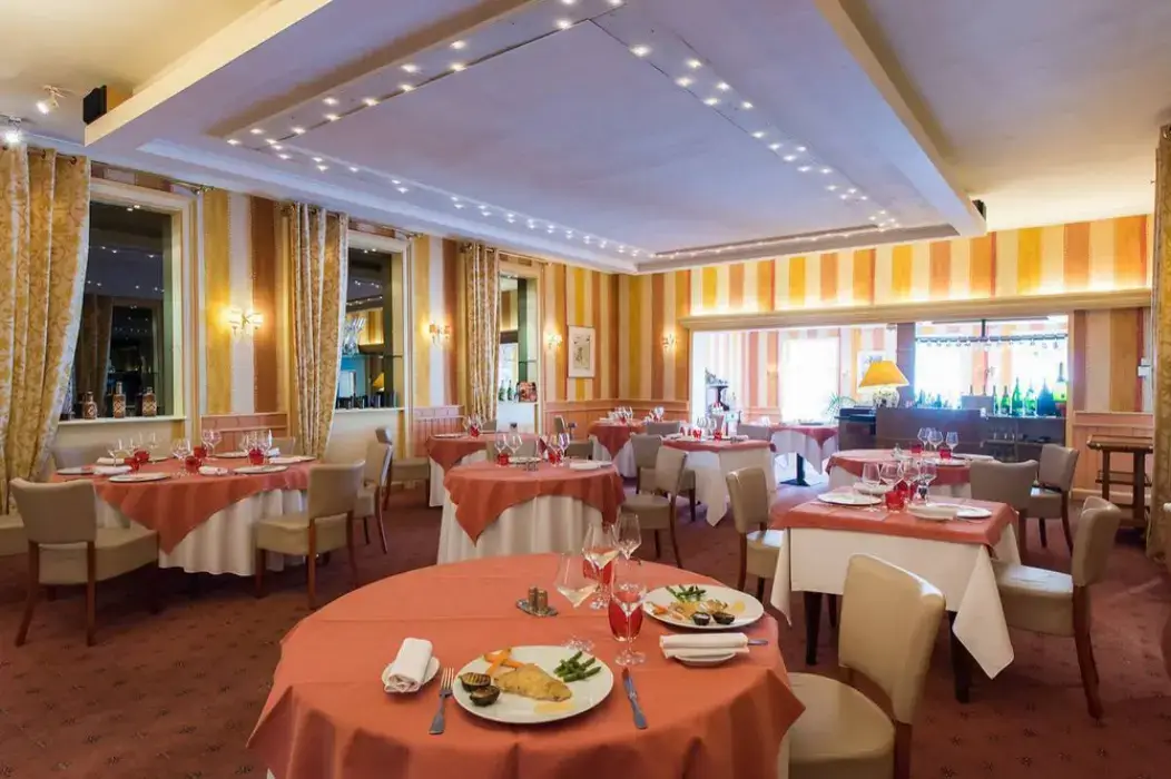 La Carte 6