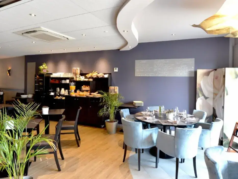 Hôtel.com Bédée 5