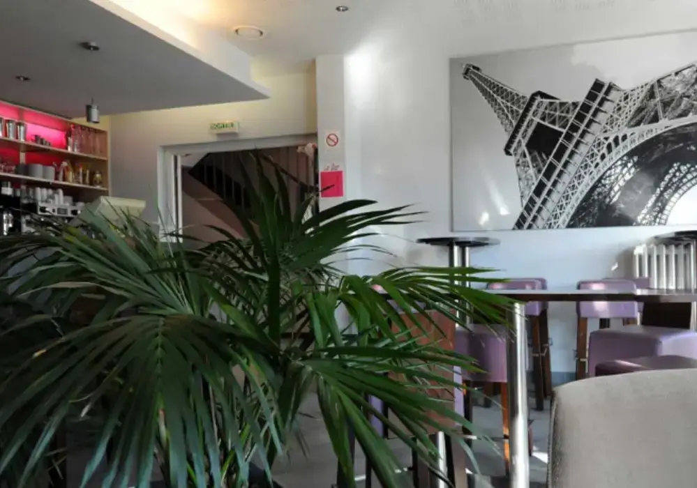 Hôtel.com Bédée 8