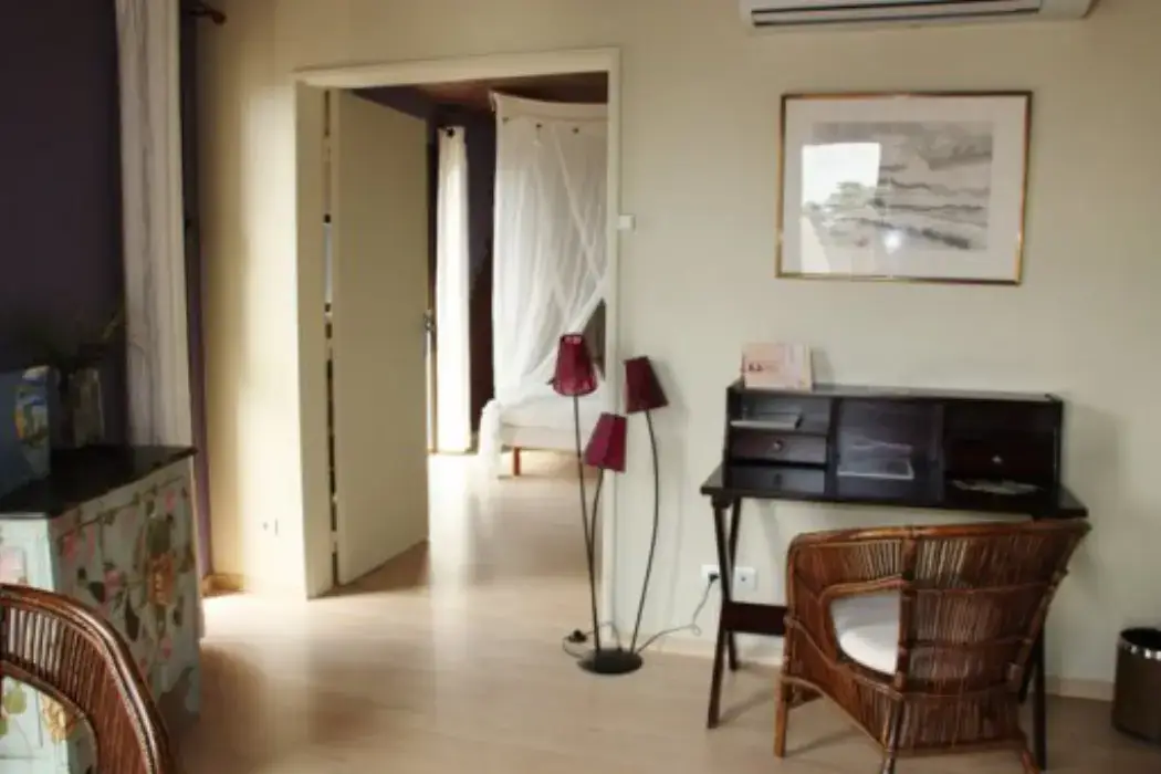 L'Hôtel Chartres 4