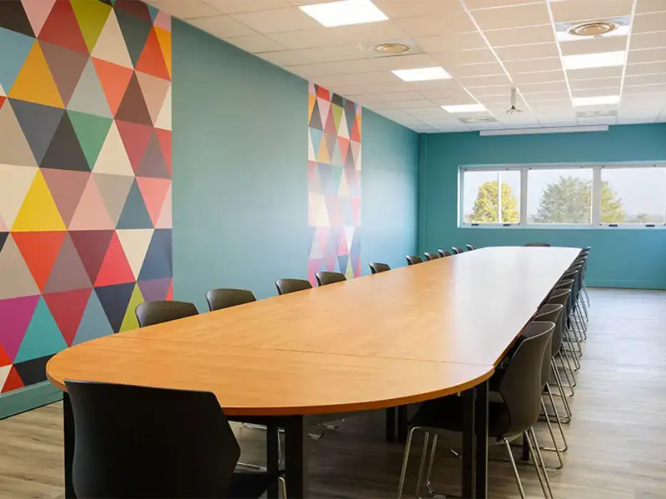 Hub Business Center 4