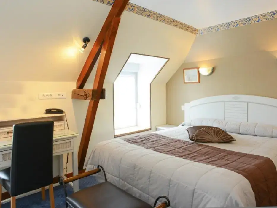 Hôtel Les 13 Assiettes 6