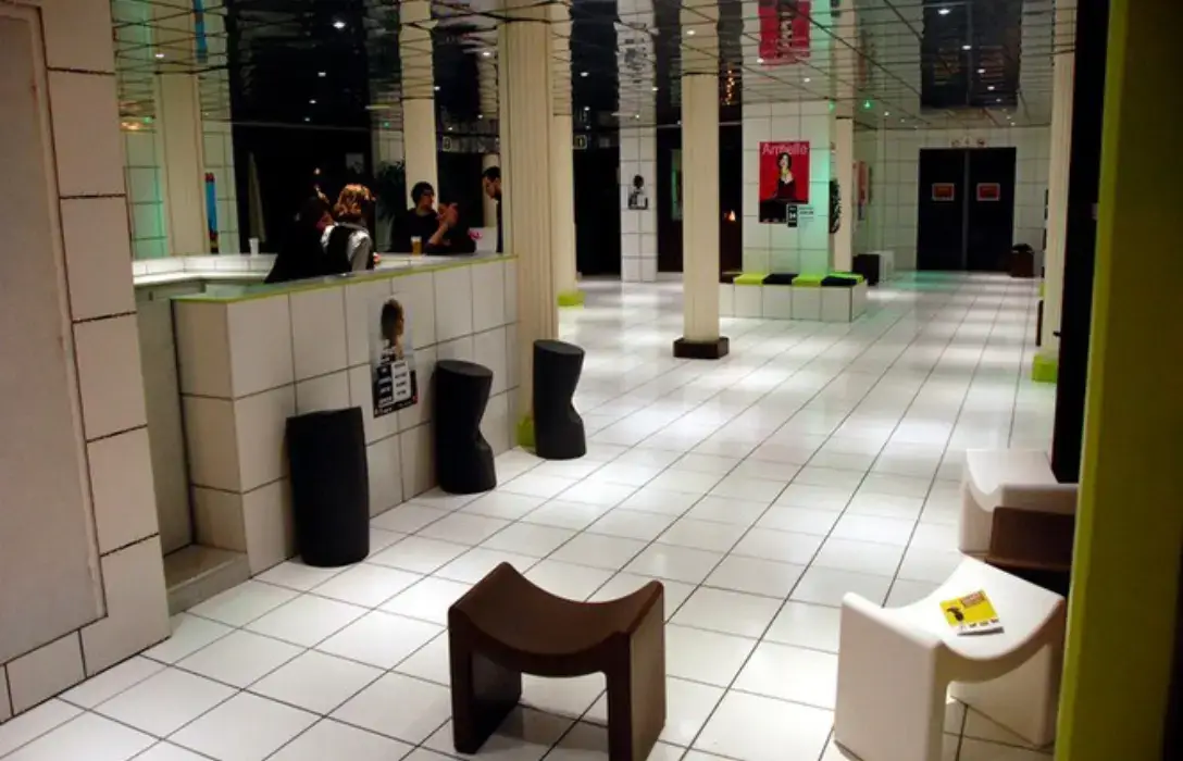 Le Nouvel Atrium 4