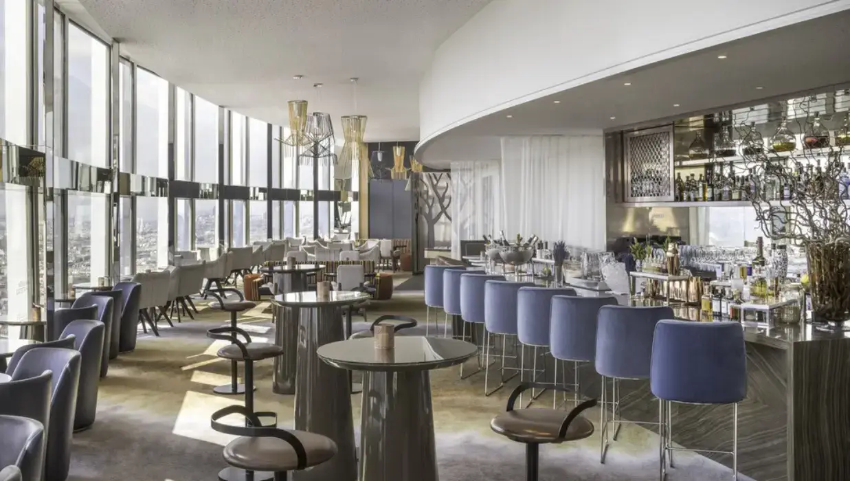 Hyatt Regency Paris Etoile 8
