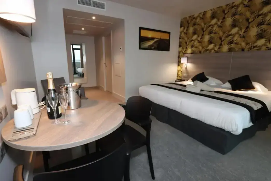 Brit Hotel Eden Spa Honfleur 10