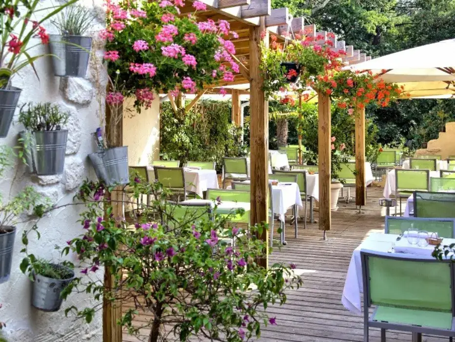 Hôtel Le Pont Bernet 6