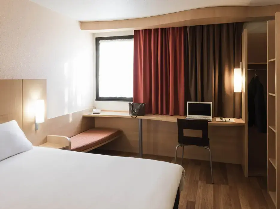 Ibis Angers Centre Château 6