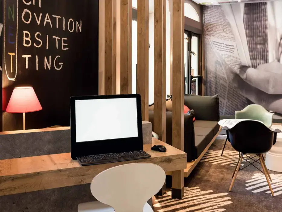 Ibis Angers Centre Château 8