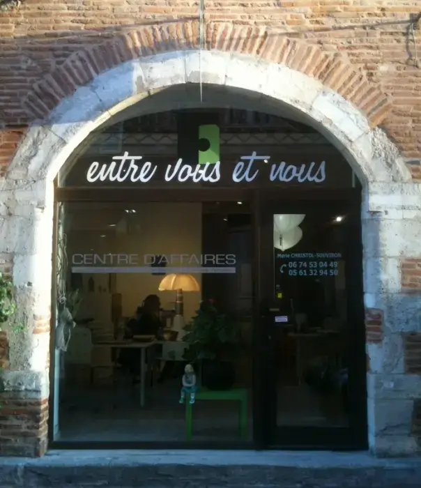 Entre Vous et Nous 5