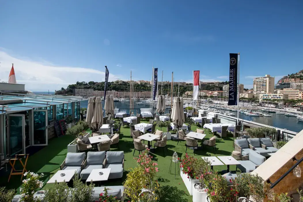 Port Palace 2