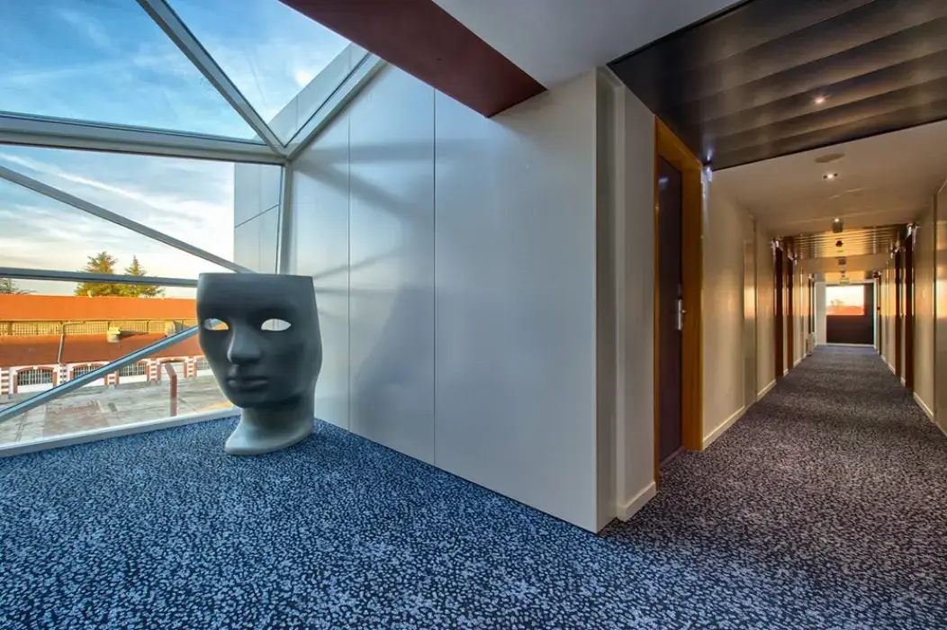 Le Nexhotel 5