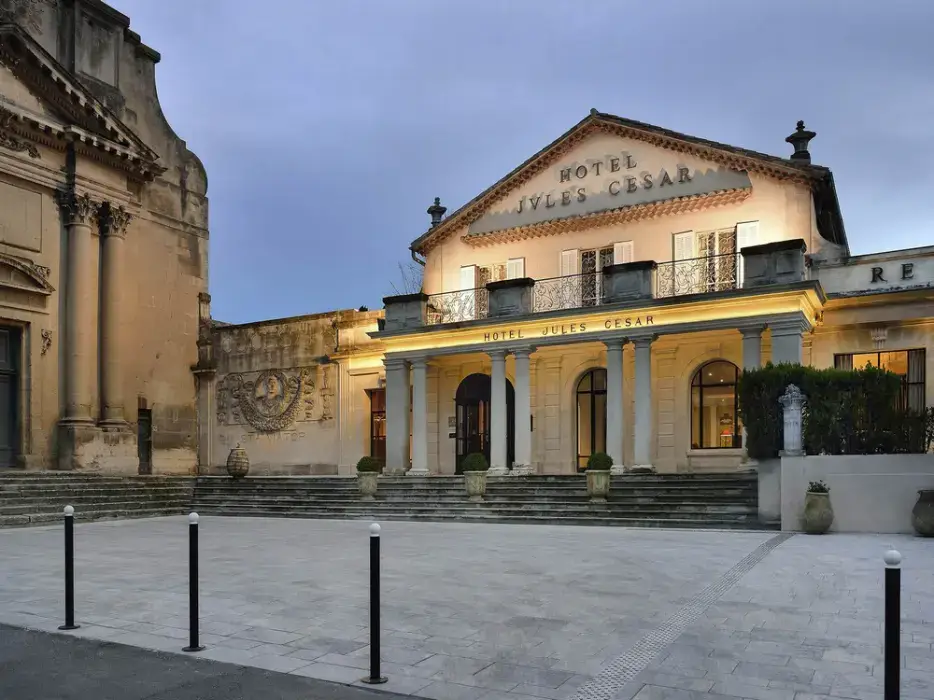 Hôtel Jules Cesar MGallery 18