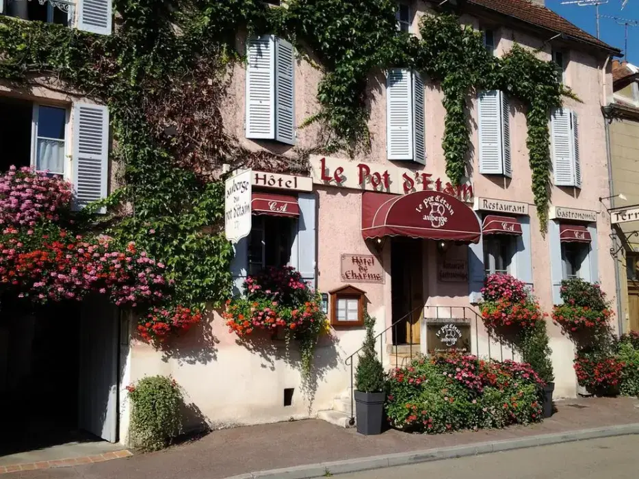 Auberge du Pot D'Etain
