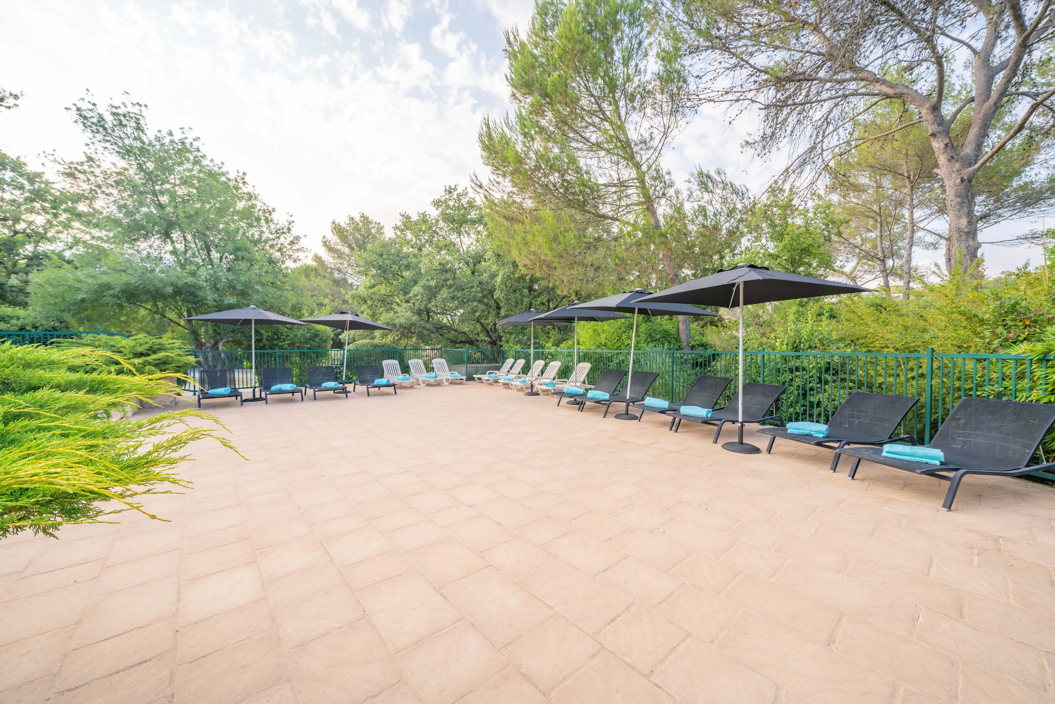 Resort Sophia Antipolis ( Mercure et Ibis) 9