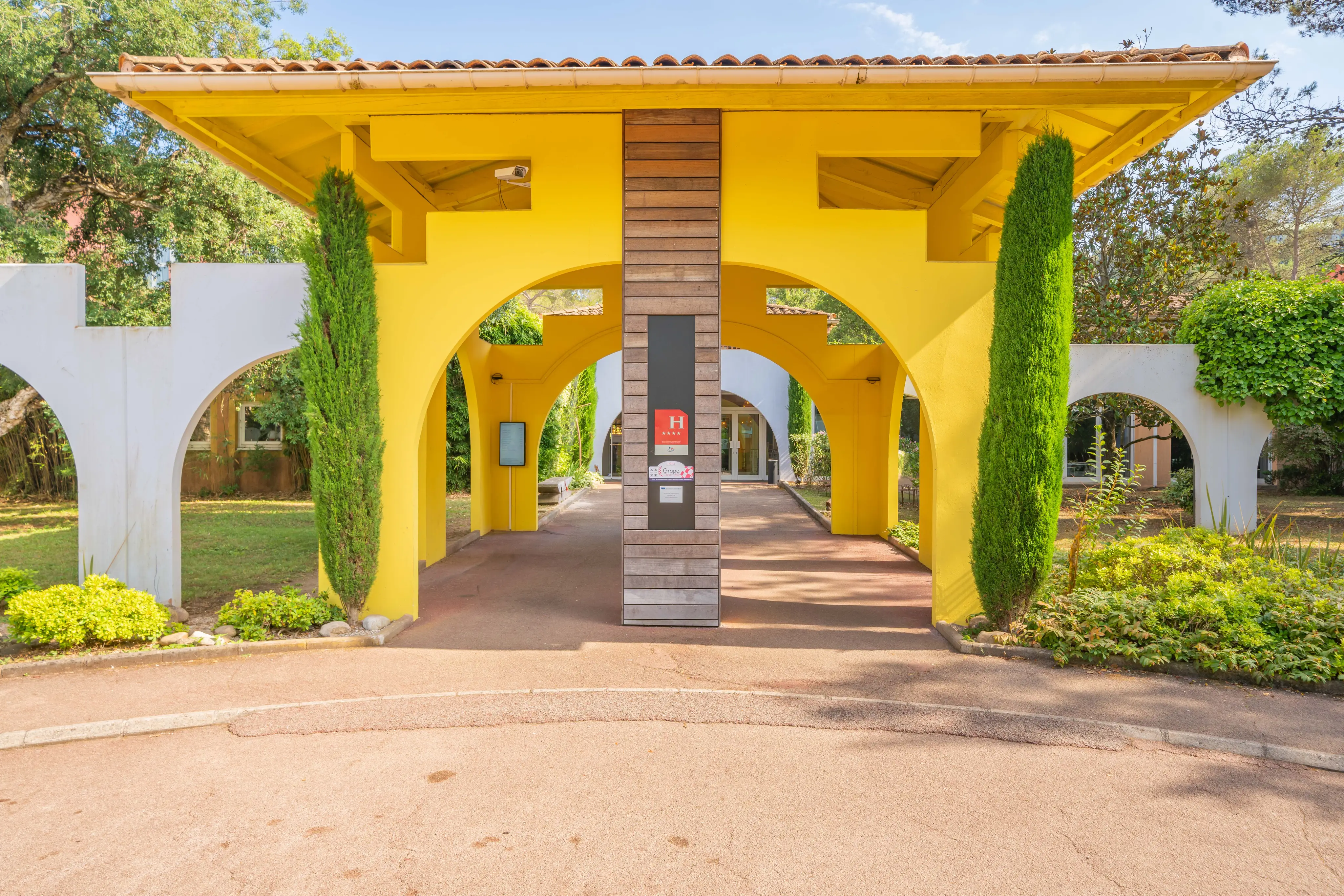 Resort Sophia Antipolis ( Mercure et Ibis) 13