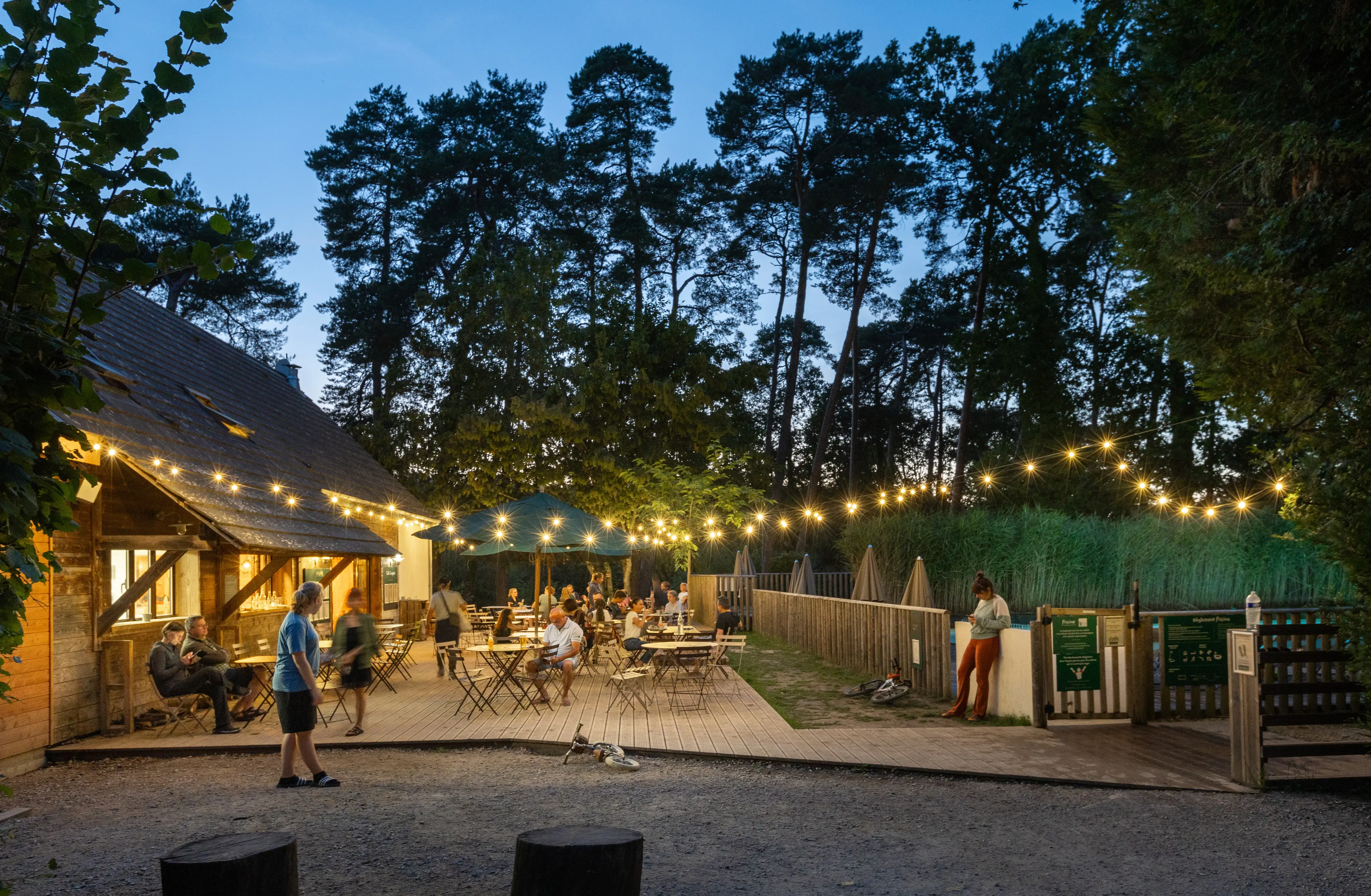 HUTTOPIA RAMBOUILLET 8