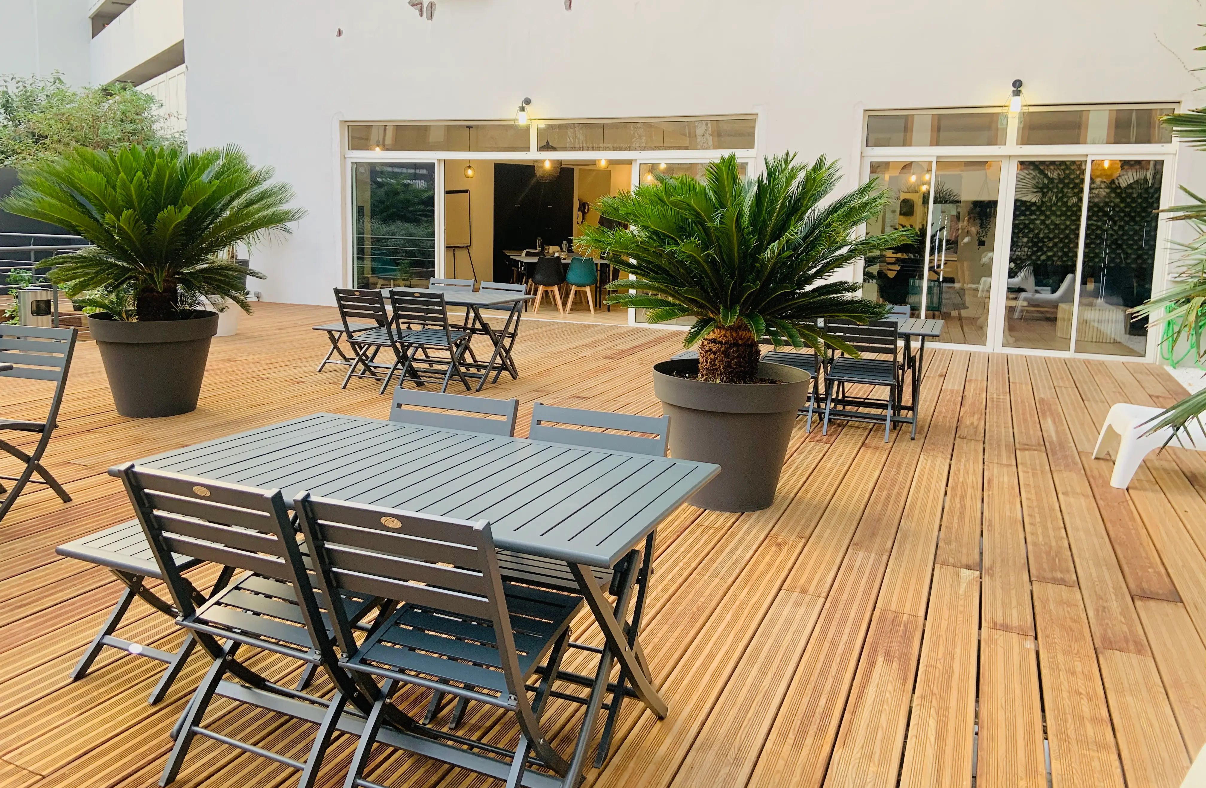 Le 58 Meeting Place 3