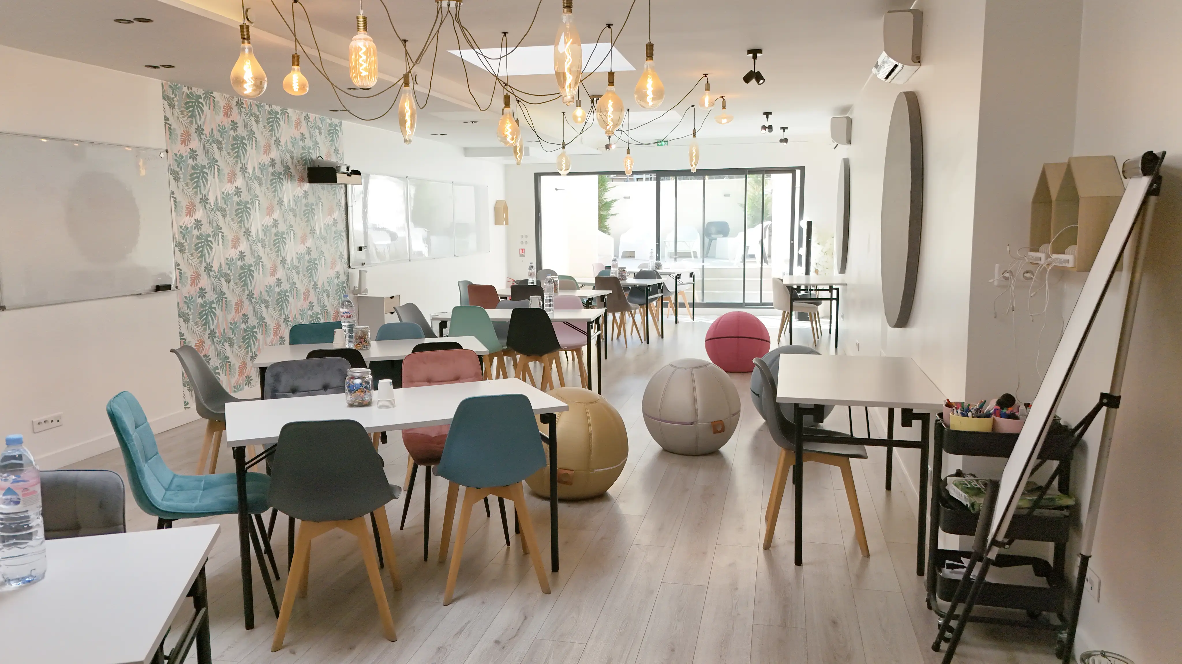 le 67 MEETING PLACE 9