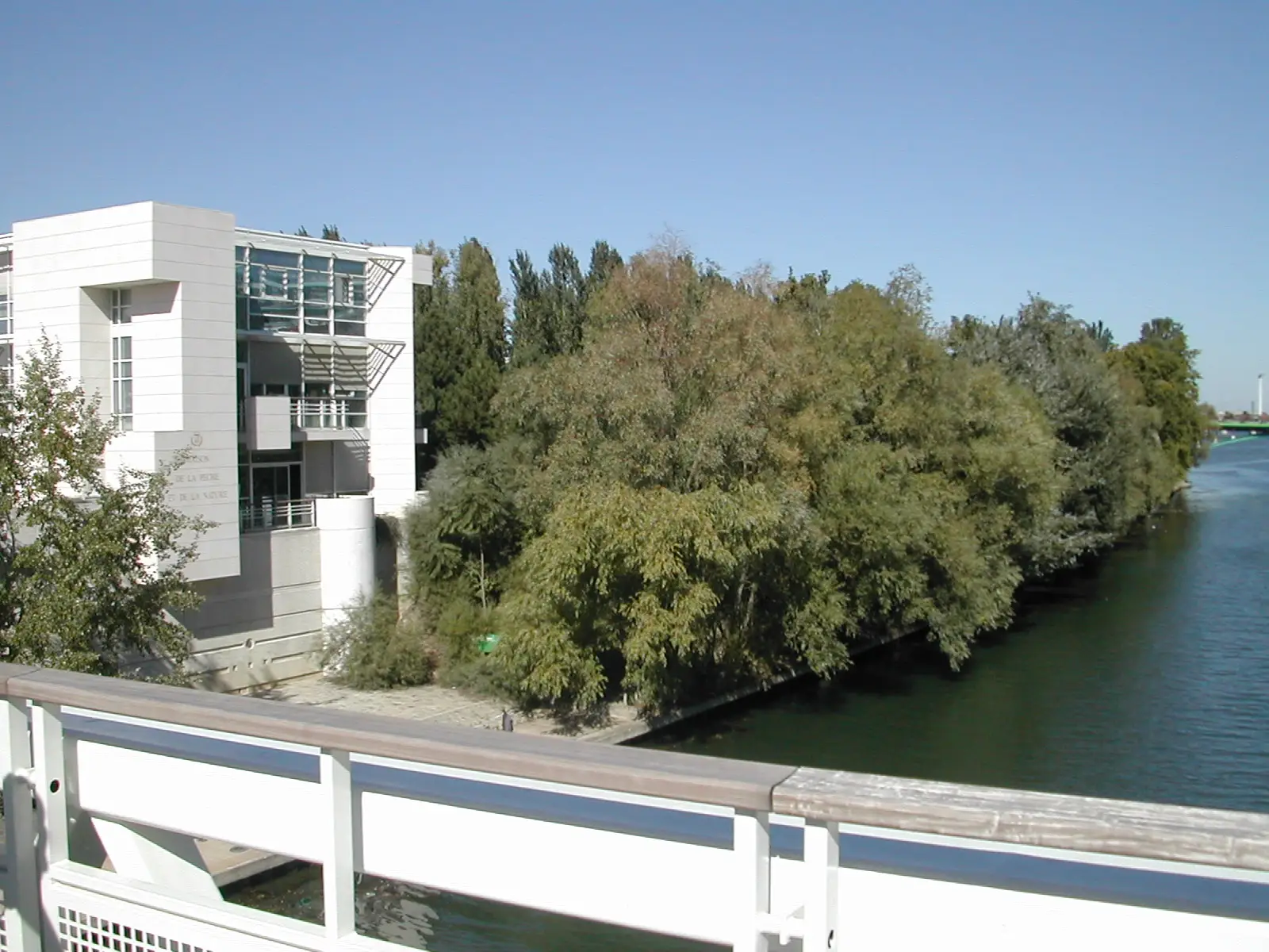 Maison de La Peche et de La Nature 21