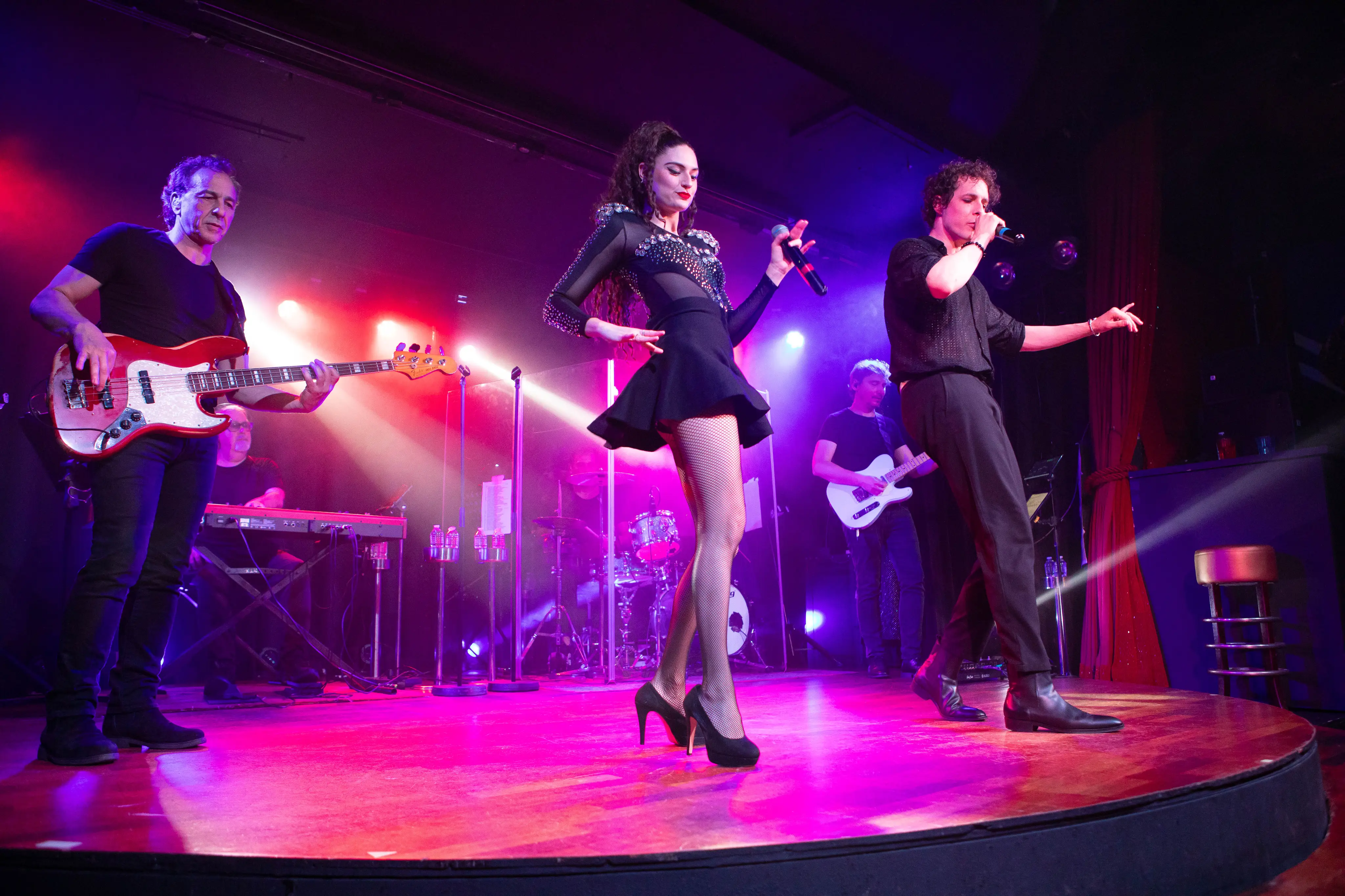 Oh ! Happy-Paris Restaurant-live show-club 2