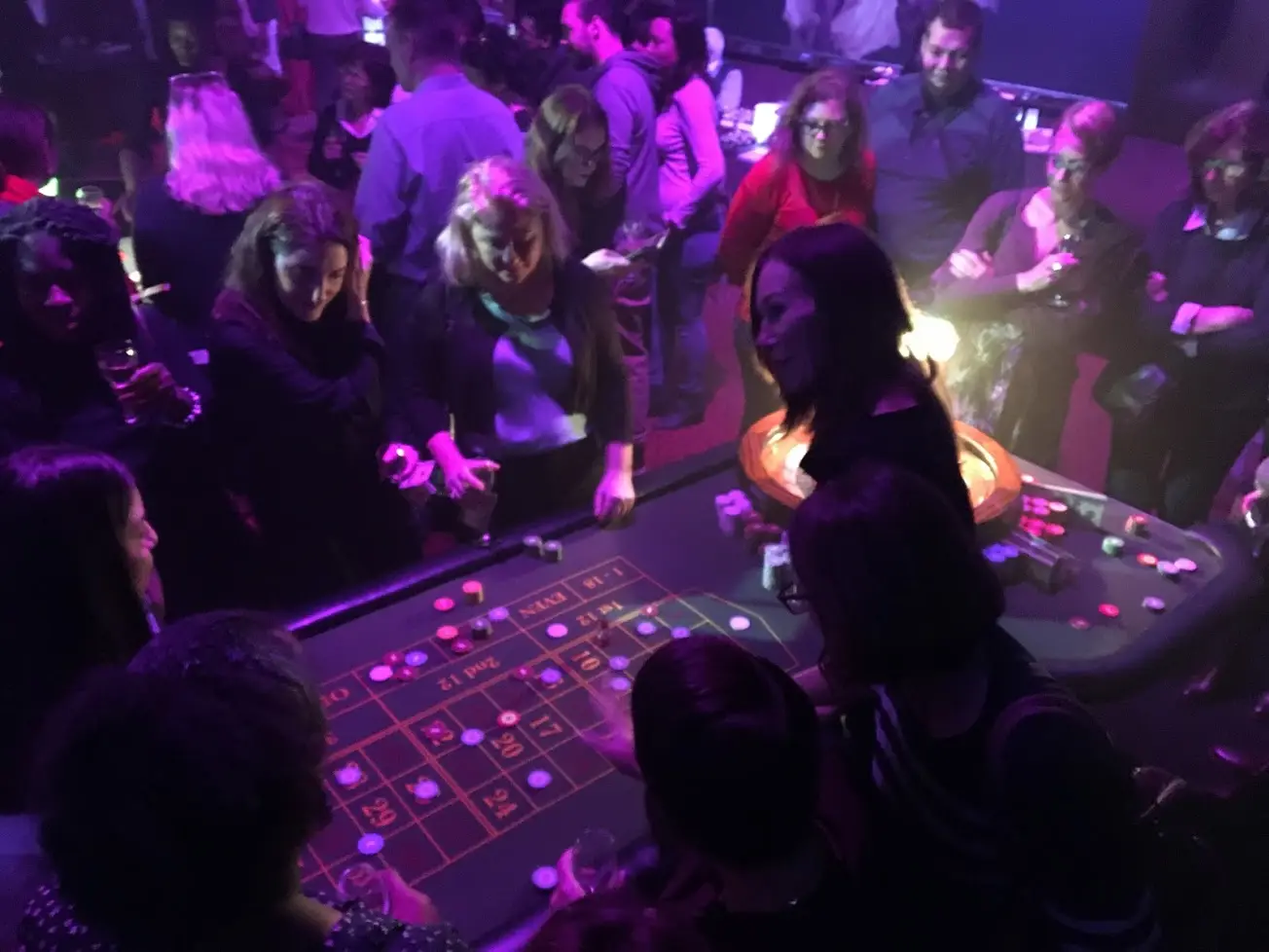 Oh ! Happy-Paris Restaurant-live show-club 7