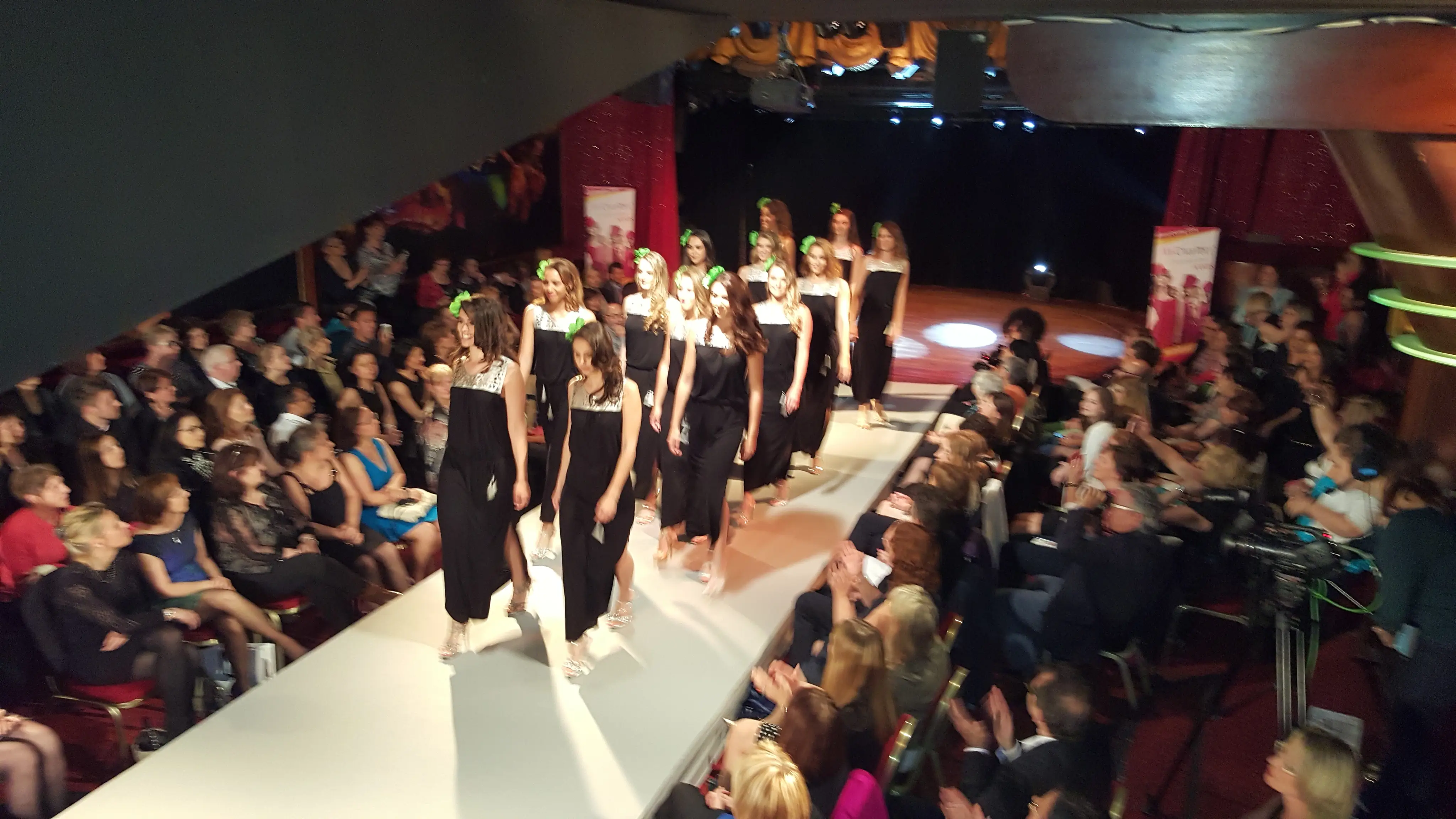 OH! CESAR-PARIS 12