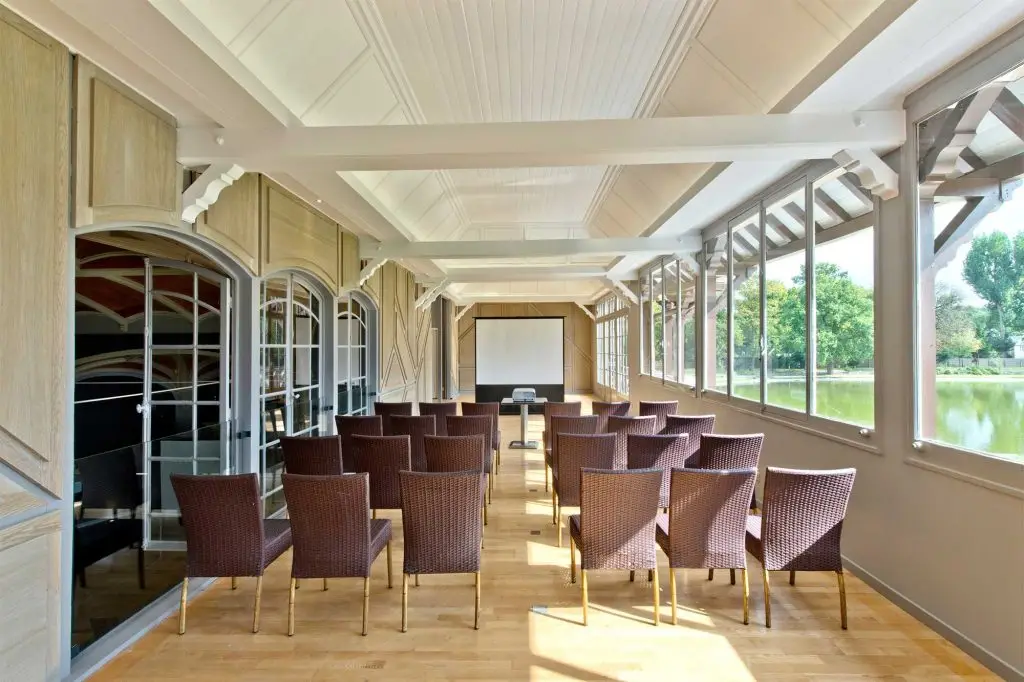 Le Manoir 2