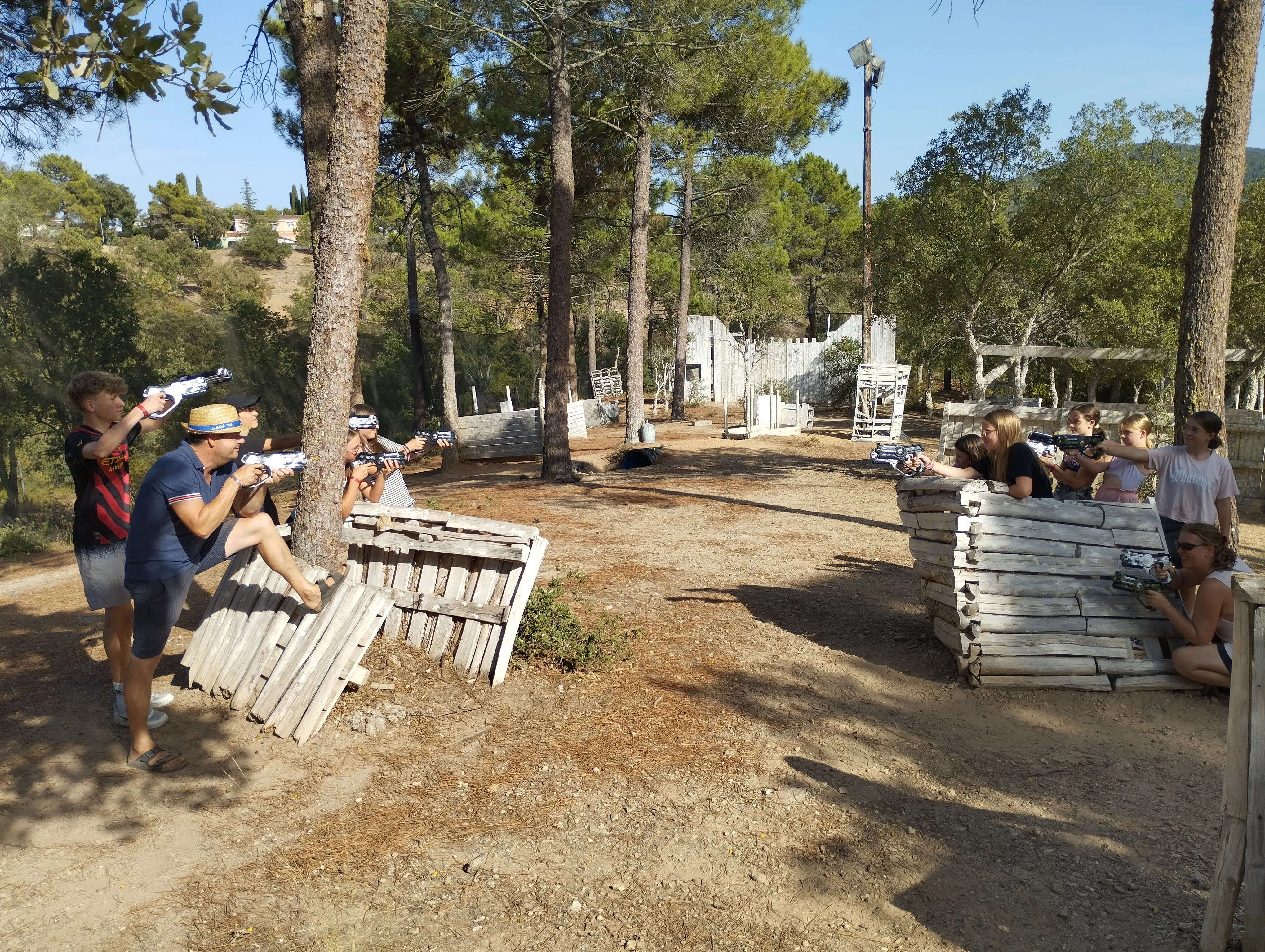 Location Matériel Laser Game: Affrontez vos amis! 2