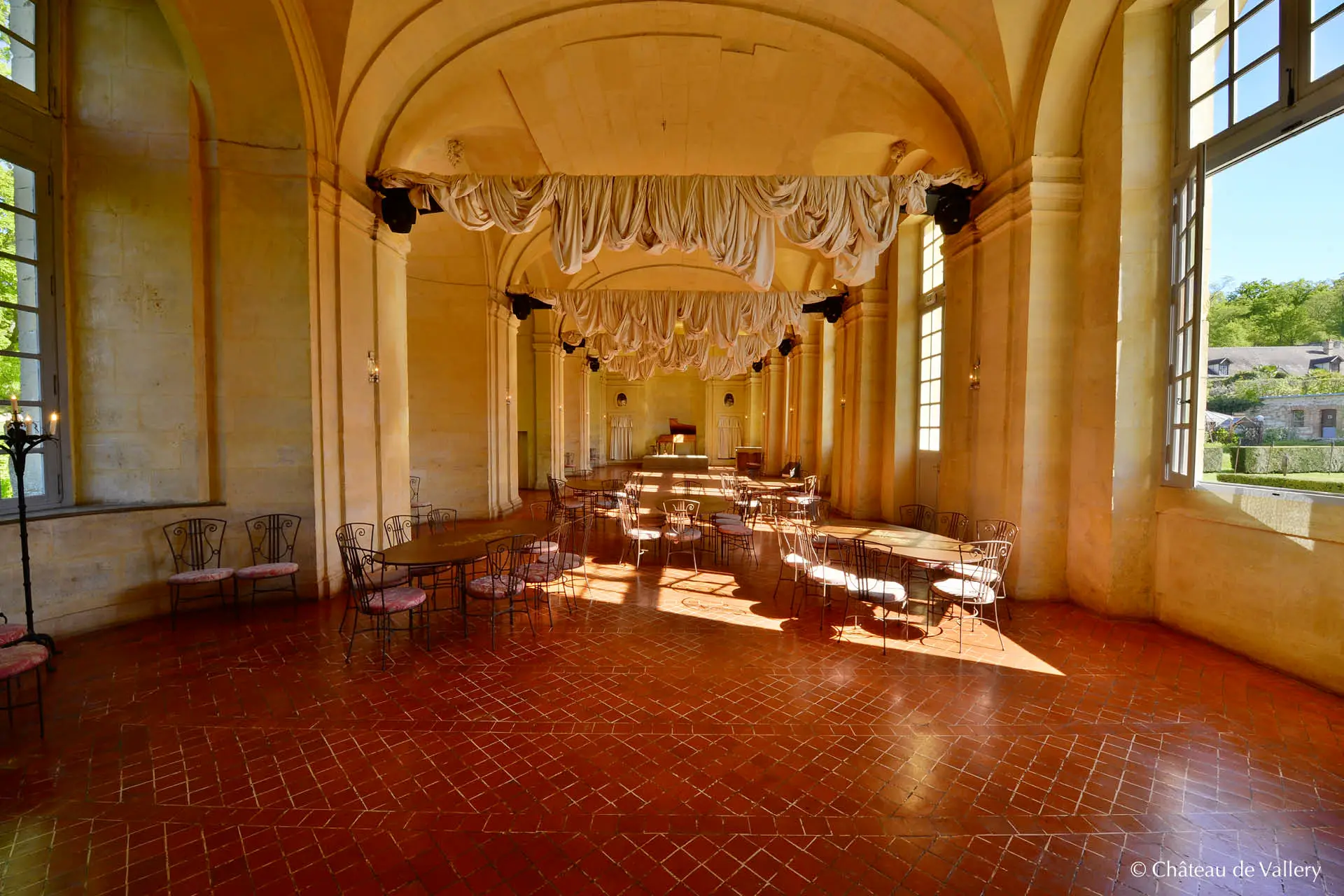 Château de Vallery 14