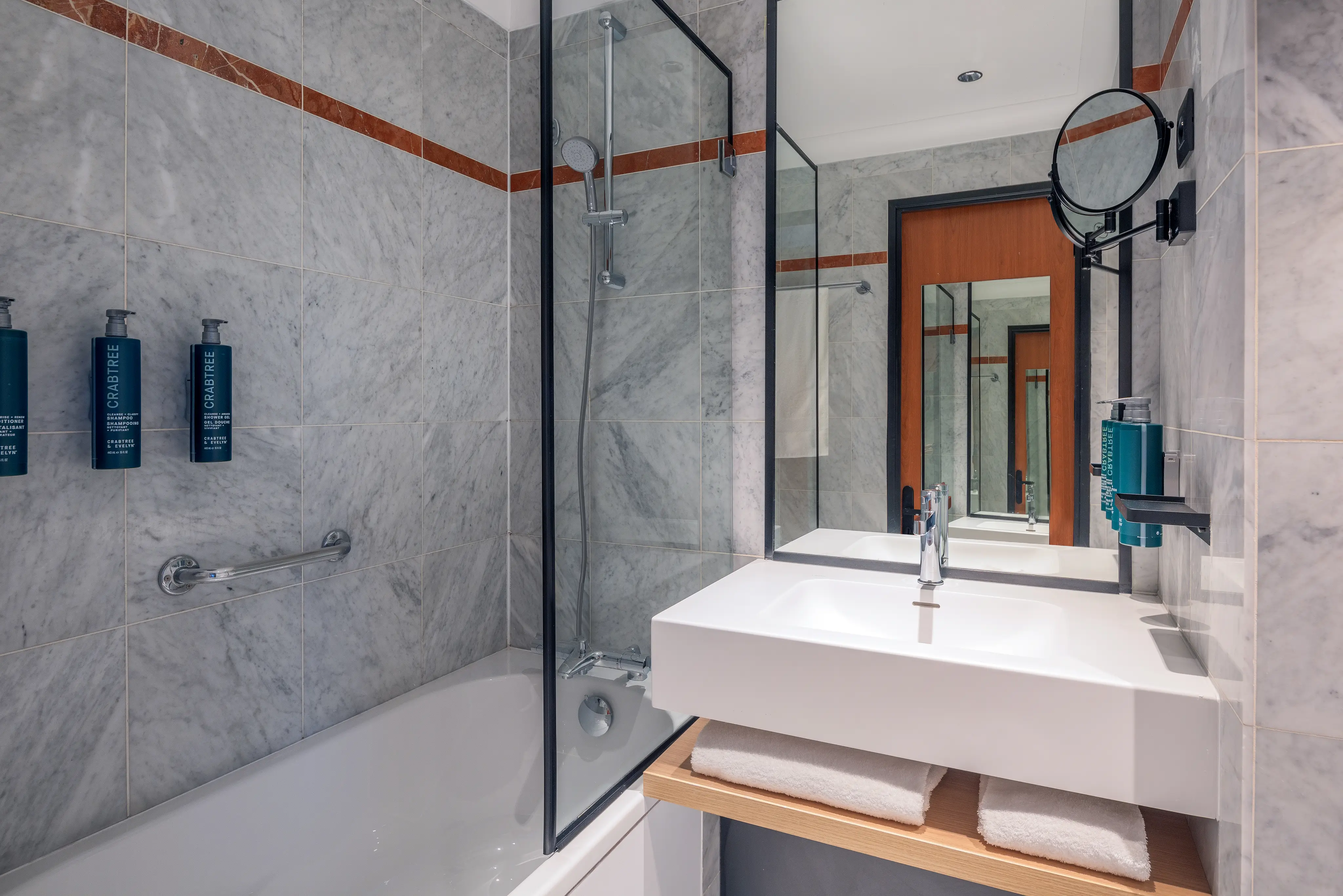 DoubleTree by Hilton Paris Bougival 7