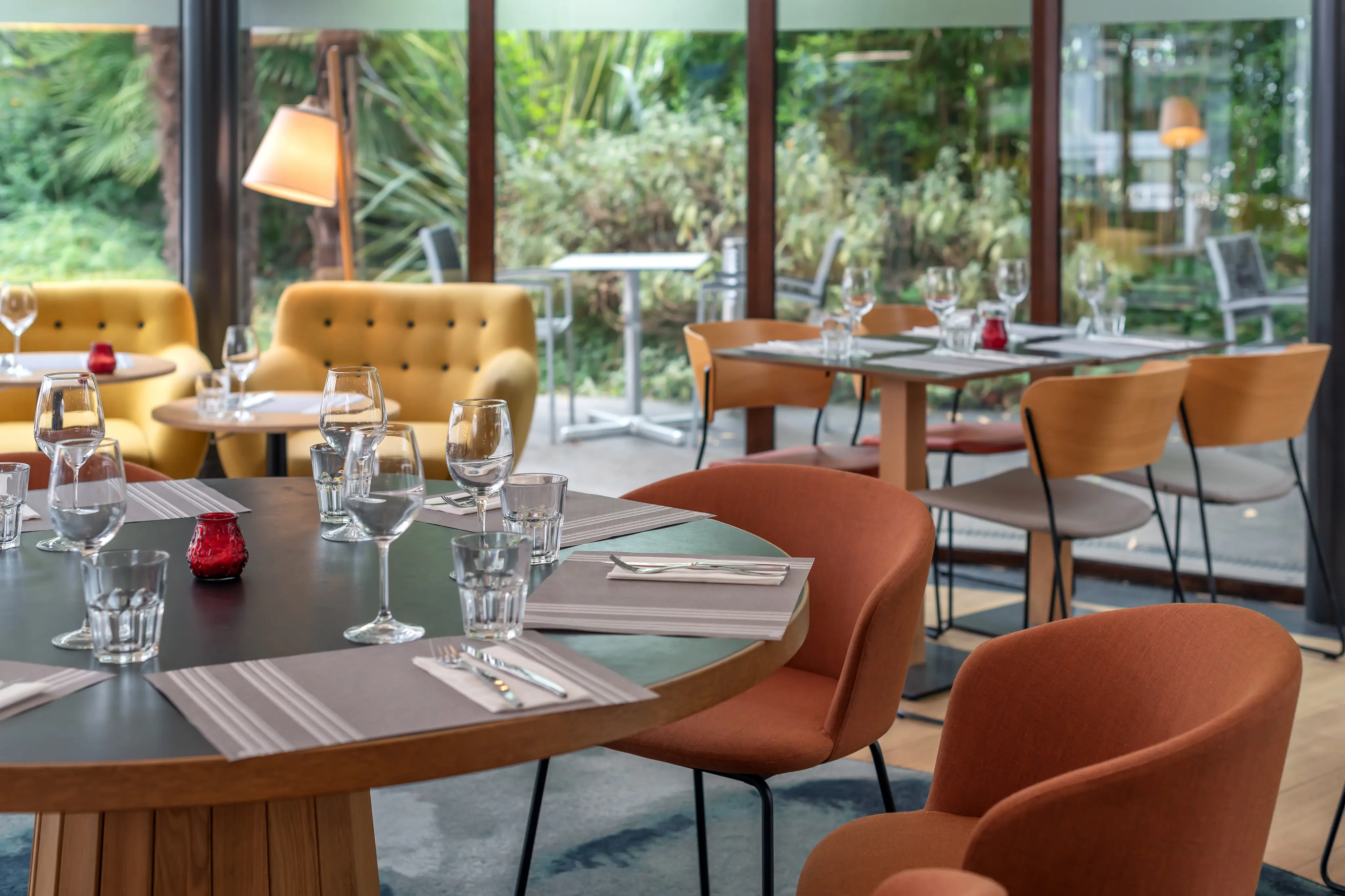 DoubleTree by Hilton Paris Bougival 10