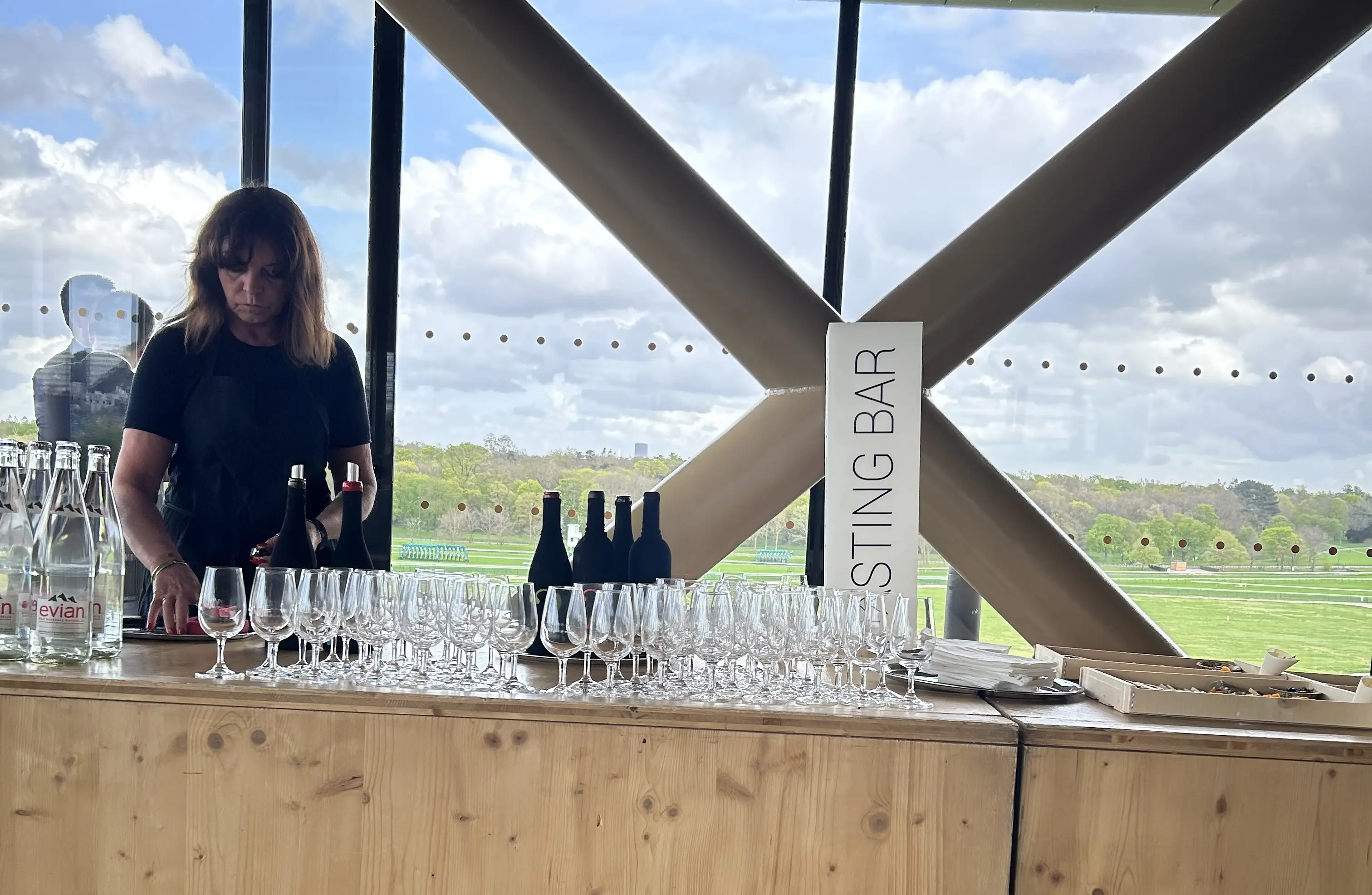 Bar de dégustation de grand vin 3