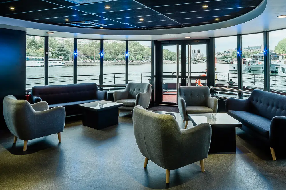 Yachts de Paris - Quai Henri IV 5