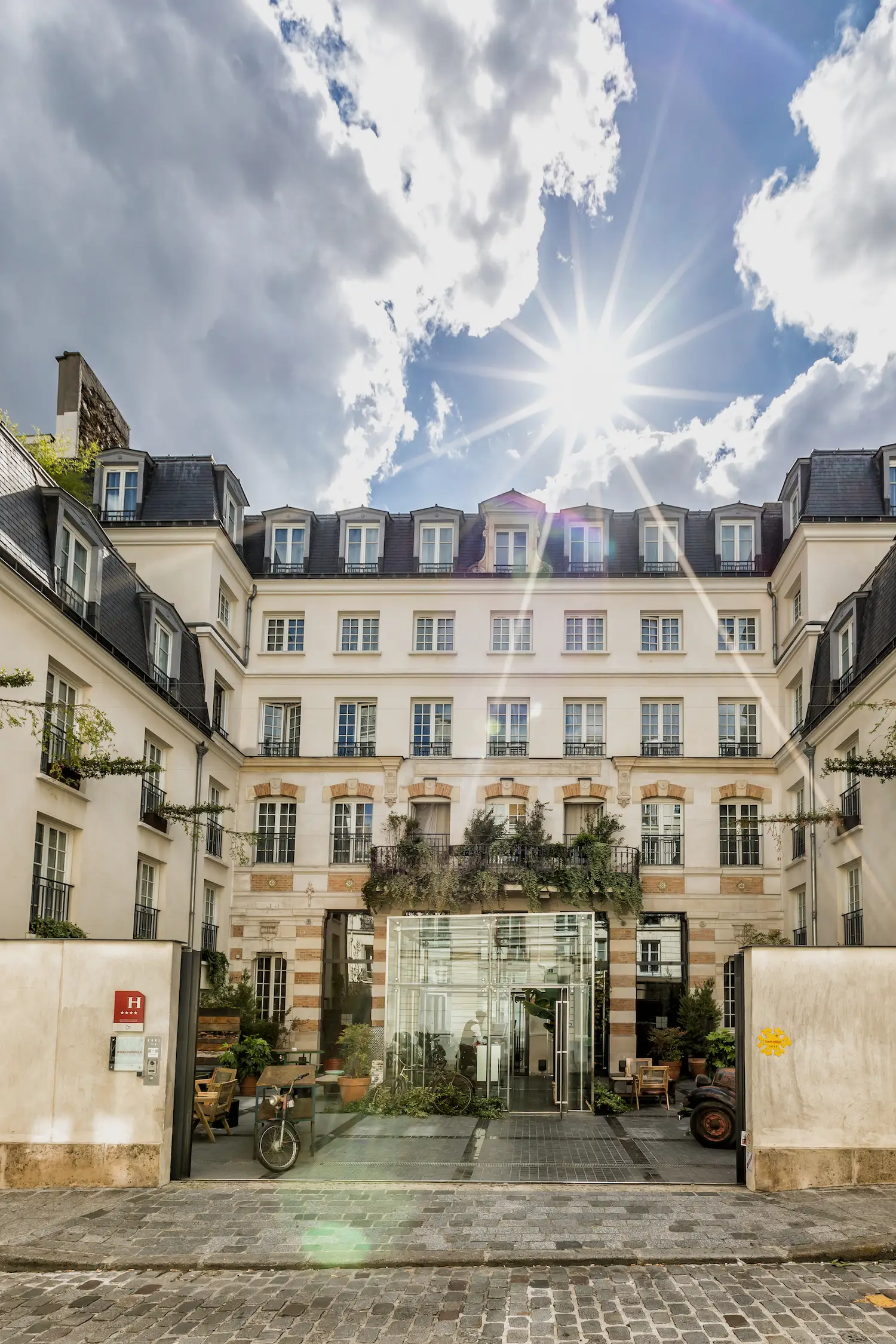 Kube Paris 8