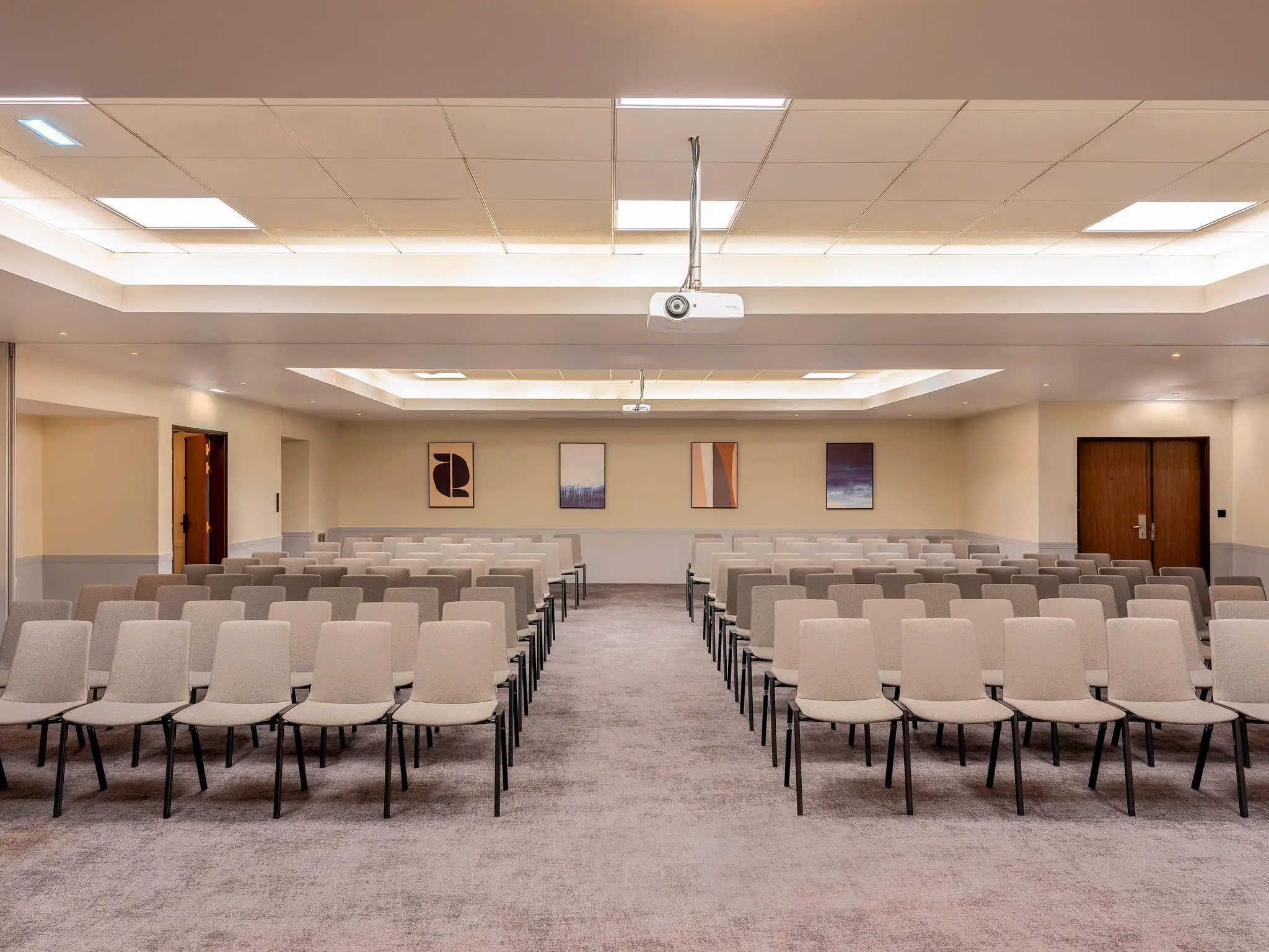Mercure Paris Gare Montparnasse TGV 11