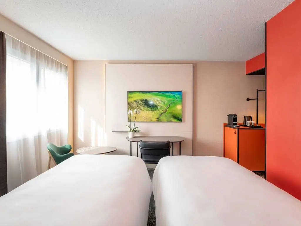 Novotel Angers Lac de Maine 7